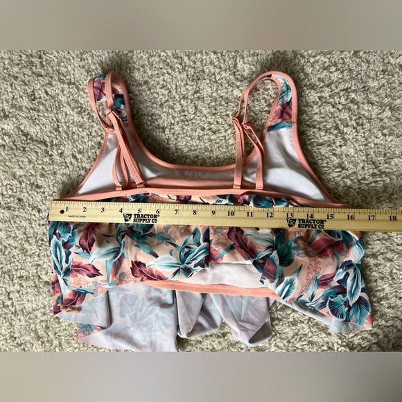 Women’s Large Floral Bikini Top GUC - Picture 6 of 6